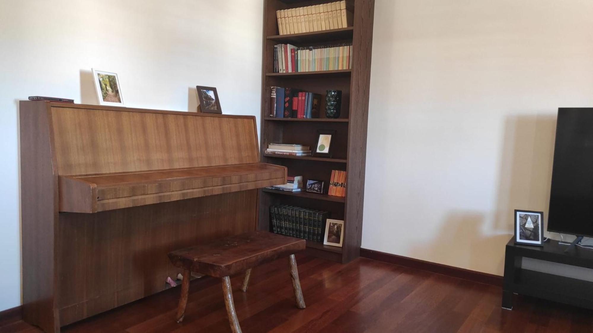 Luxury City Centre Apartment With Stunning View 오미스 외부 사진